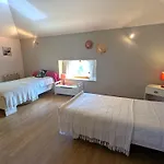 Saint-germain, 4 Pièces, 6 Personnes - Fr-1-584-92 *
