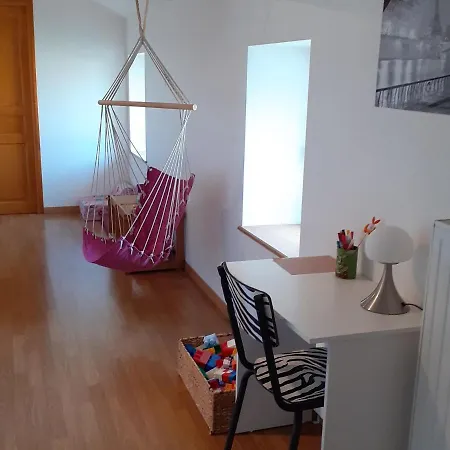 Familial Calme Avec Jardin, Wifi Et Equipements Bebe, Animaux Acceptes - Fr-1-584-92