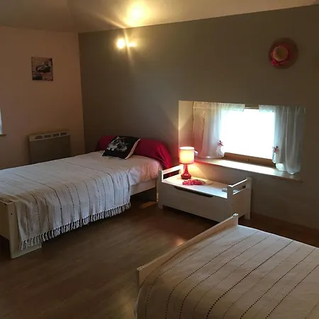 Holiday home Familial Calme Avec Jardin, Wifi Et Equipements Bebe, Animaux Acceptes - Fr-1-584-92