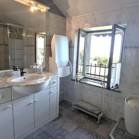 Familial Calme Avec Jardin, Wifi Et Equipements Bebe, Animaux Acceptes - Fr-1-584-92 Country house