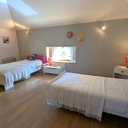 Saint-germain, 4 Pièces, 6 Personnes - Fr-1-584-92 *