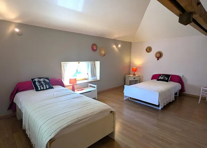 Familial Calme Avec Jardin, Wifi Et Equipements Bebe, Animaux Acceptes - Fr-1-584-92 * Saint-Germain (Meurthe-et-Moselle)